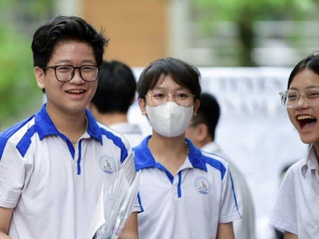 Điểm chuẩn, học phí của 5 đại học trọng điểm về kỹ thuật, công nghệ năm 2024