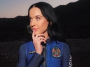 Katy Perry bay vào không gian thành công