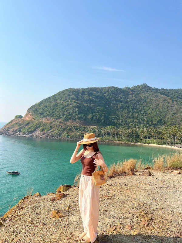 Điều đặc biệt ở Nam Du là dù ngày càng được biết đến nhiều hơn, nhưng nơi đây vẫn giữ được nét tự nhiên, yên bình và mộc mạc.