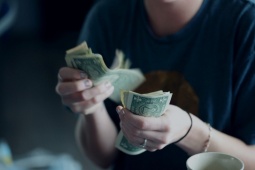 Người phụ nữ giả câm suốt 16 năm để nhận trợ cấp