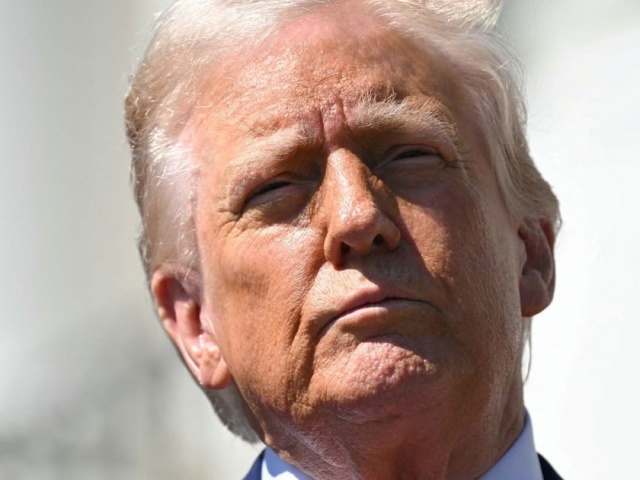 Tổng thống Trump: ‘Bóng đang nằm bên sân Trung Quốc’ về vấn đề thuế quan