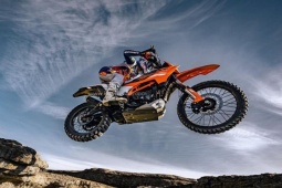 KTM 390 Enduro R - siêu phẩm mô tô không phải ai cũng có thể "chế ngự"