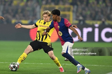 Trực tiếp bóng đá Dortmund - Barcelona: Không có thêm bất ngờ (Cúp C1) (Hết giờ)