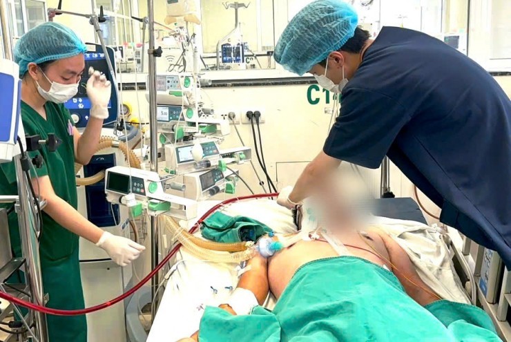 Người đàn ông nguy kịch vì sởi biến chứng