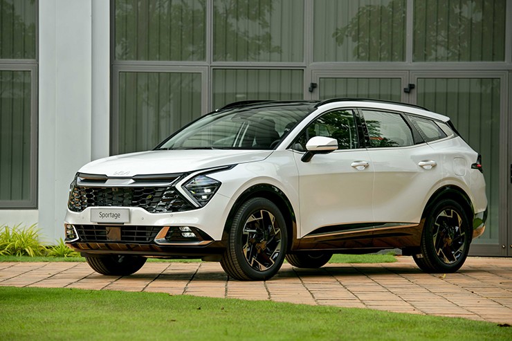 Giá xe KIA Sportage mới nhất kèm ưu đãi tháng 4/2025 - 3