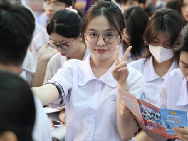 Trường ĐH Y dược TP HCM công bố học phí khóa tuyển sinh 2025