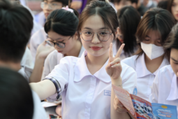 Trường ĐH Y dược TP HCM công bố học phí khóa tuyển sinh 2025