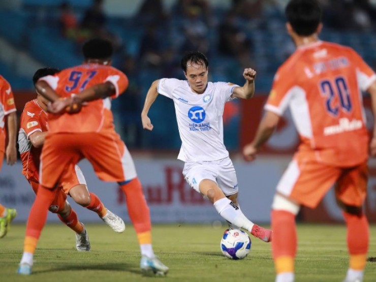 Video bóng đá Đà Nẵng - Nam Định: Vinh danh “người nhện“ (V-League)