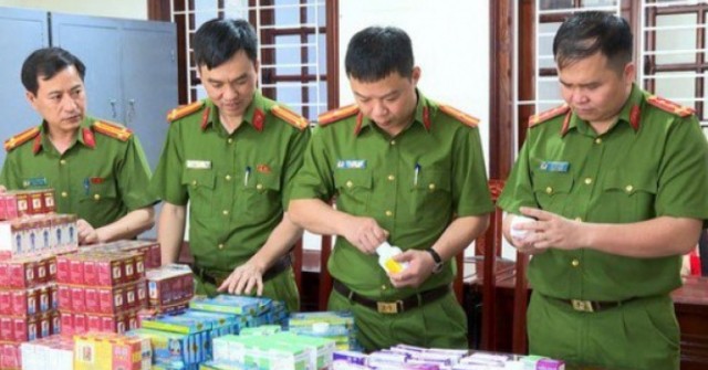 Thông tin mới vụ phá đường dây thuốc giả quy mô...
