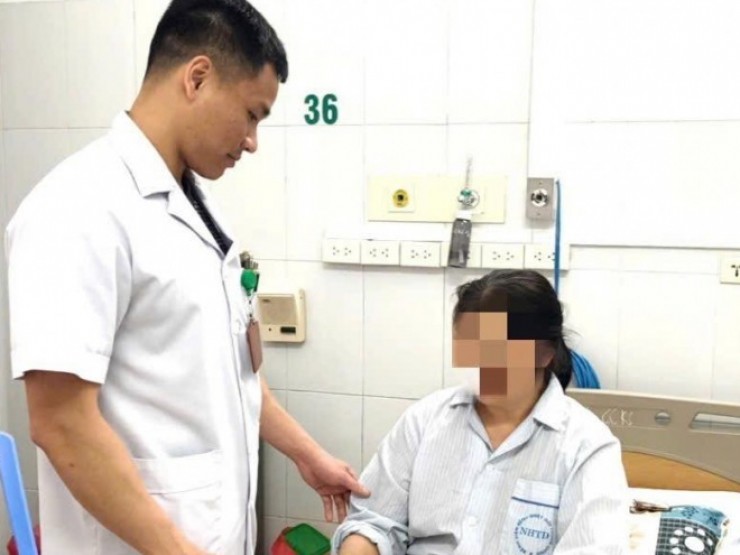 Người phụ nữ phát hiện ung thư cực kỳ hiếm sau nhiều ngày bị đau bụng, sốt