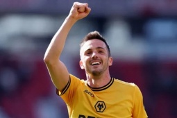 Ngôi sao của Wolverhampton vừa khiến Man United lập kỷ lục thua trên sân nhà giàu cỡ nào?
