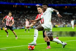 Trực tiếp bóng đá Real Madrid - Bilbao: Vinicius nỗ lực, thế trận căng thẳng (La Liga)