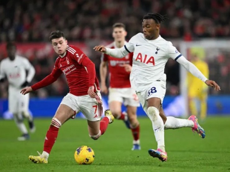 Trực tiếp bóng đá Tottenham - Nottingham: Đội khách quyết đòi lại top 3 (Ngoại hạng Anh)