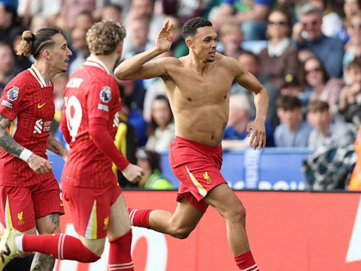 Liverpool không cần chờ tới cuối tuần để vô địch: Dàn sao tổ chức tiệc đêm thứ Tư