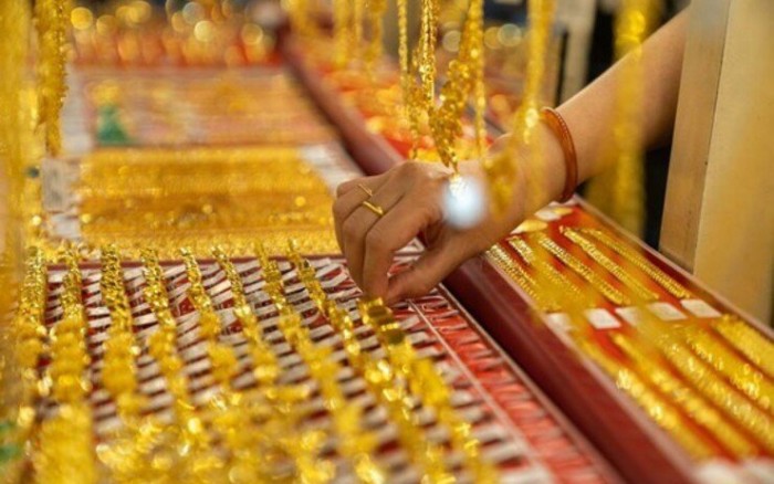 Giá vàng hôm nay 22/4: Tăng dữ dội, thiết lập đỉnh mới