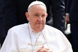 Việt Nam chia buồn Giáo hoàng Francis qua đời