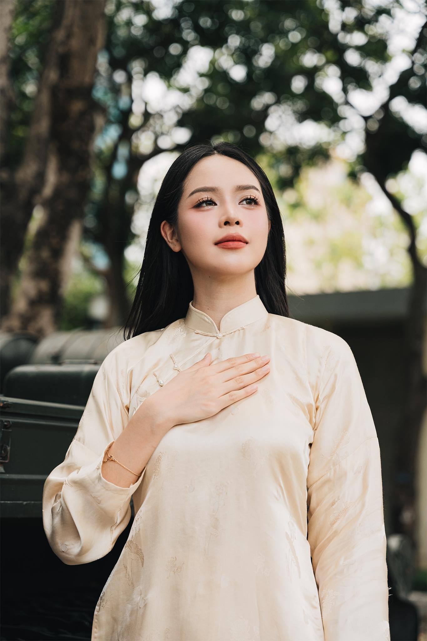 Nàng hậu quê Đà Nẵng thể hiện niềm tự hào dân tộc.&nbsp;