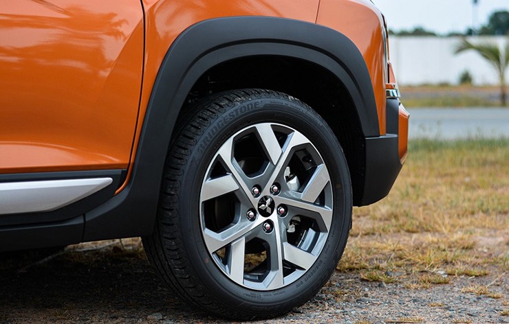 Giá xe Mitsubishi Xpander Cross tháng 4/2025, hỗ trợ 50% phí trước bạ - 5