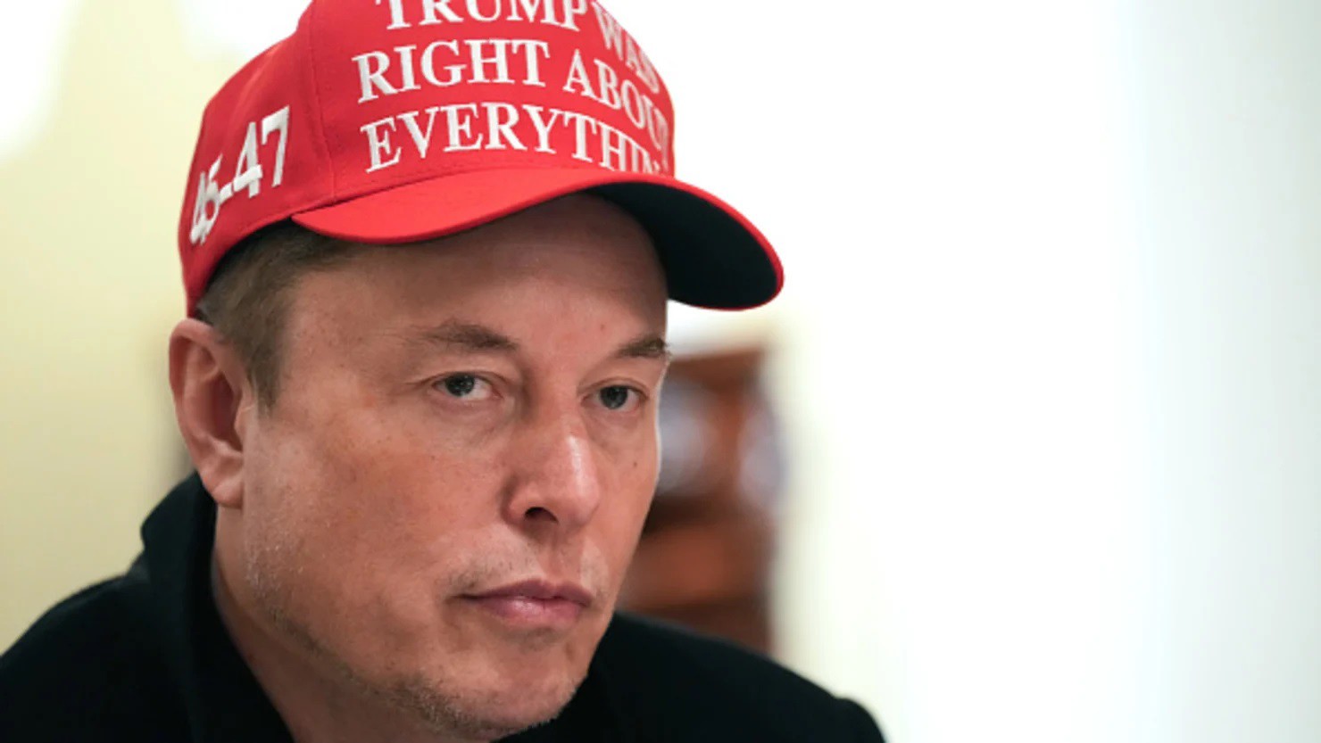 Tỷ phú Elon Musk lại nhận tin buồn - 1