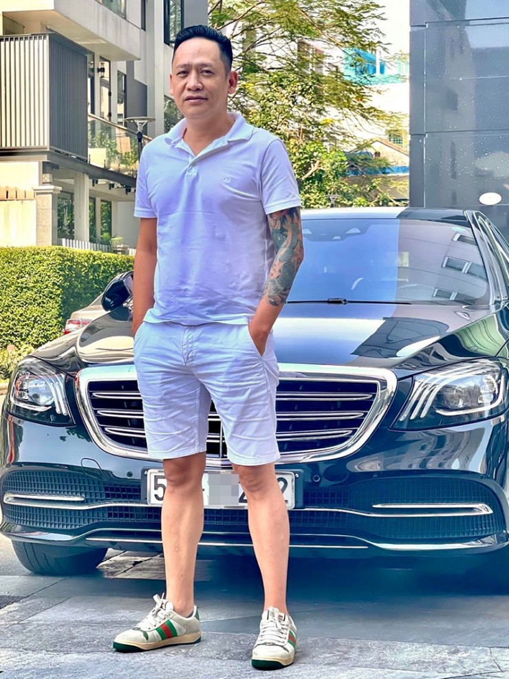 Ca sĩ Duy Mạnh khởi kiện, yêu cầu hãng Mercedes bồi thường hơn 2 tỷ đồng. Ảnh: Fb nhân vật