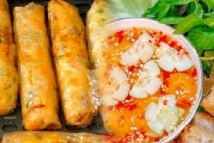 Cách rán nem giòn tan bằng nồi chiên không dầu và cách chọn bánh đa nem ngon