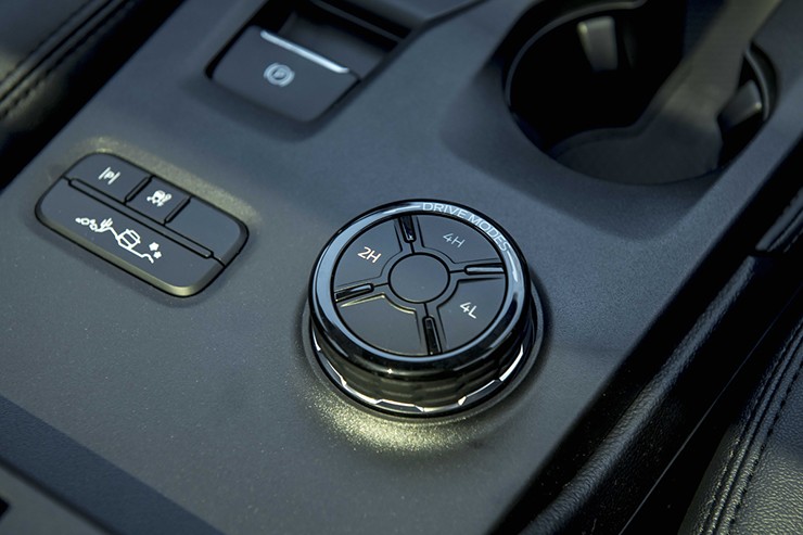 Giá xe Ford Everest cập nhật mới nhất tháng 4/2025 - 11