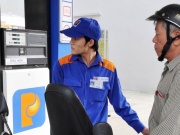 Thị trường - Tiêu dùng - Giá xăng tăng vọt, RON 95 vượt 19.000 đồng/lít