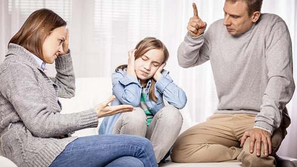 Cha mẹ nên tôn trọng sự lựa chọn của con cái và cho chúng cơ hội khám phá cuộc sống của riêng mình. Ảnh minh hoạ