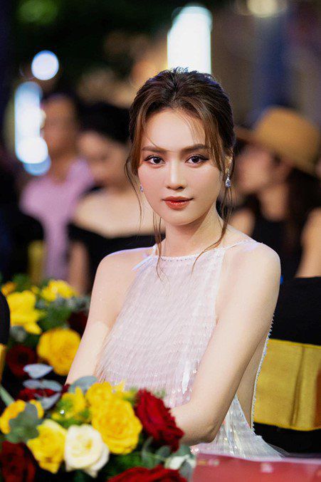 Ninh Dương Lan Ngọc ngày càng thăng hạng về nhan sắc và thành công trong sự nghiệp. (Ảnh: FBNV).