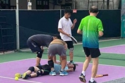 Người đàn ông gục xuống sân, tử vong khi đang chơi pickleball