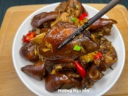 Ẩm thực - Chân giò heo hầm với thứ này làm mồi nhậu hay ăn cùng cơm đều tuyệt ngon