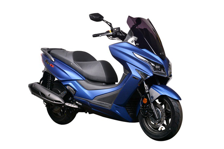 Xe ga mới trình làng thách thức PCX160i với các trang bị