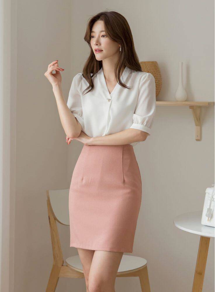 Top 3 kiểu chân váy mặc đi chơi thì đẹp nhưng mặc đi làm dễ phản cảm, chị em công sở né vội - 5