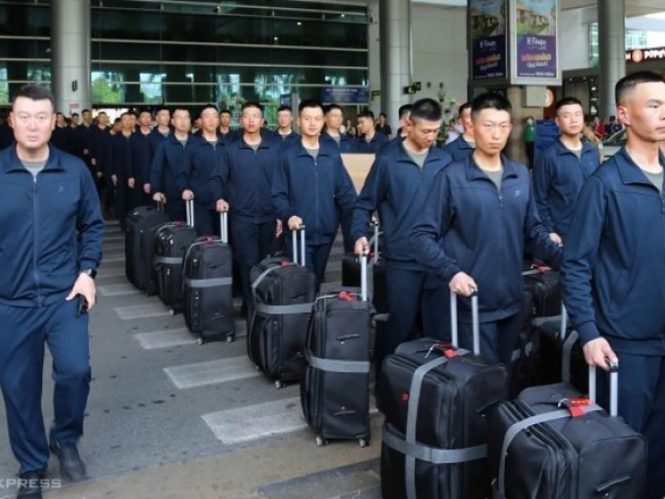 Quân đội Trung Quốc đến TP HCM tham gia diễu binh