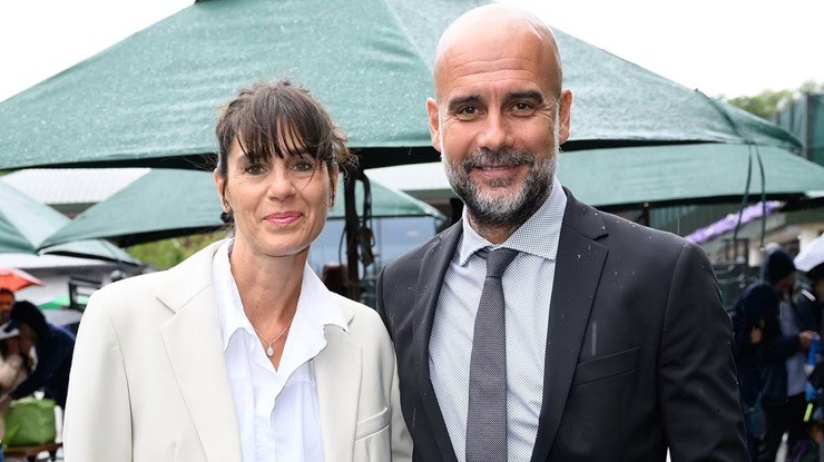Pep Guardiola quyết giữ gìn cuộc hôn nhân với vợ Cristina&nbsp;Serra