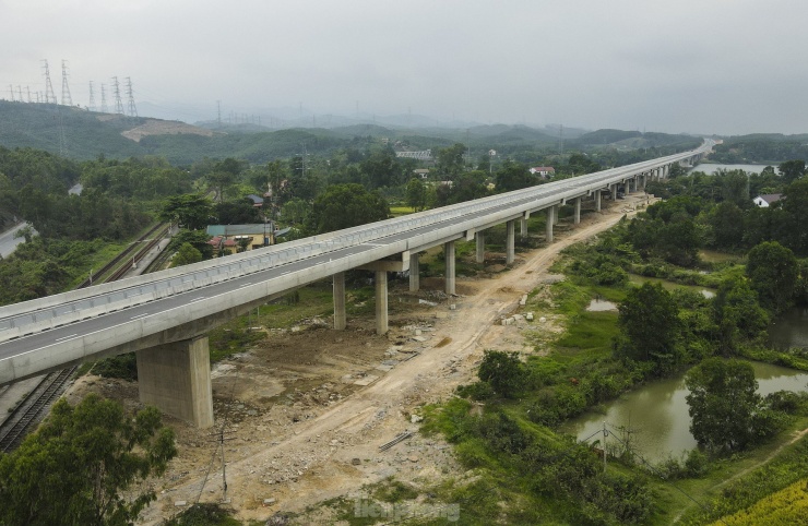 Ngắm cao tốc hơn 9.300 tỷ đồng sắp khai thác ở Quảng Bình - 12
