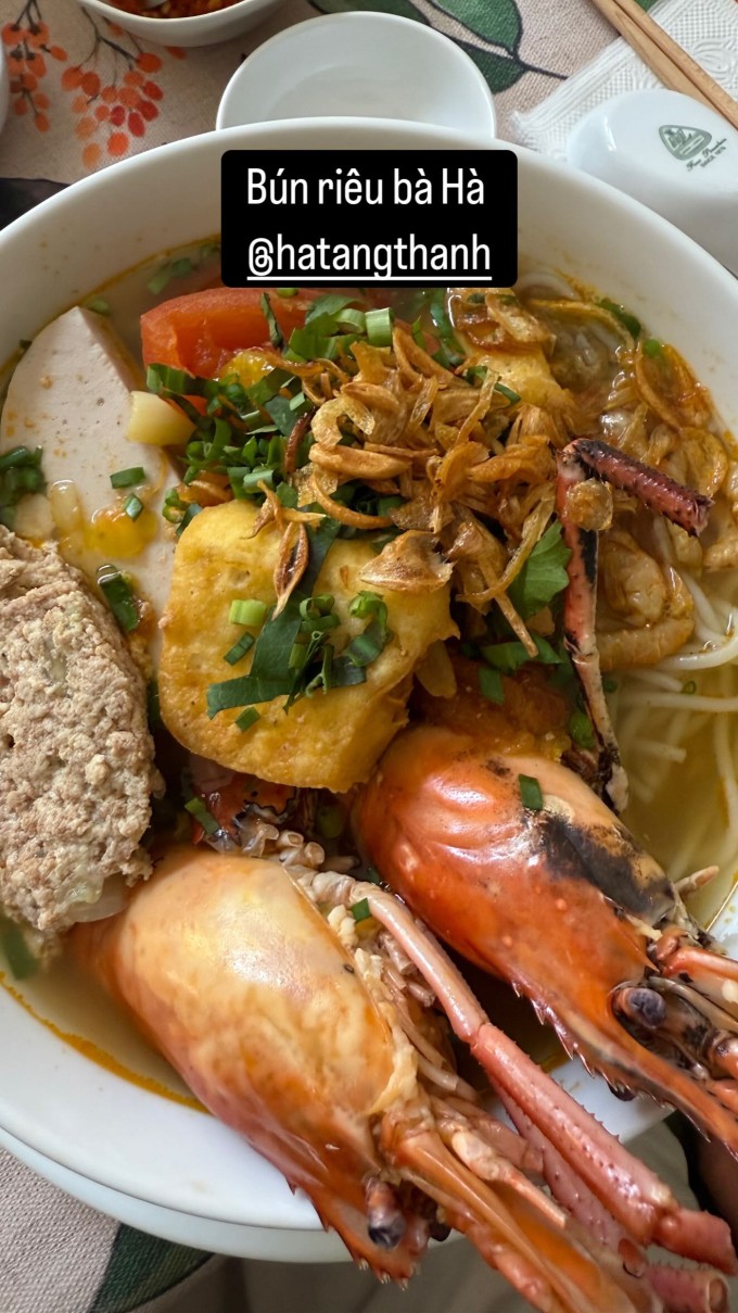 Món bún riêu tôm độc đáo mà Tăng Thanh Hà nấu mời Lương Mạnh Hải có gì đặc biệt? - 2