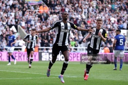 Video bóng đá Newcastle - Ipswich Town: Thẻ đỏ lãng xẹt, 3 bàn áp đảo (Ngoại hạng Anh)