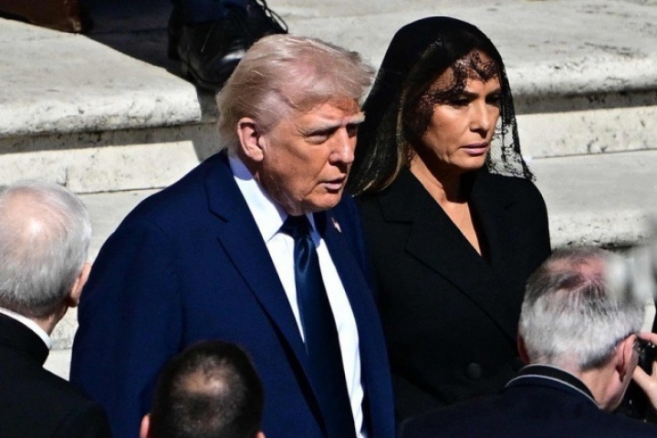 ẢNH, VIDEO: Tổng thống Trump, ông Biden và nhiều lãnh đạo dự lễ tang Giáo hoàng Francis