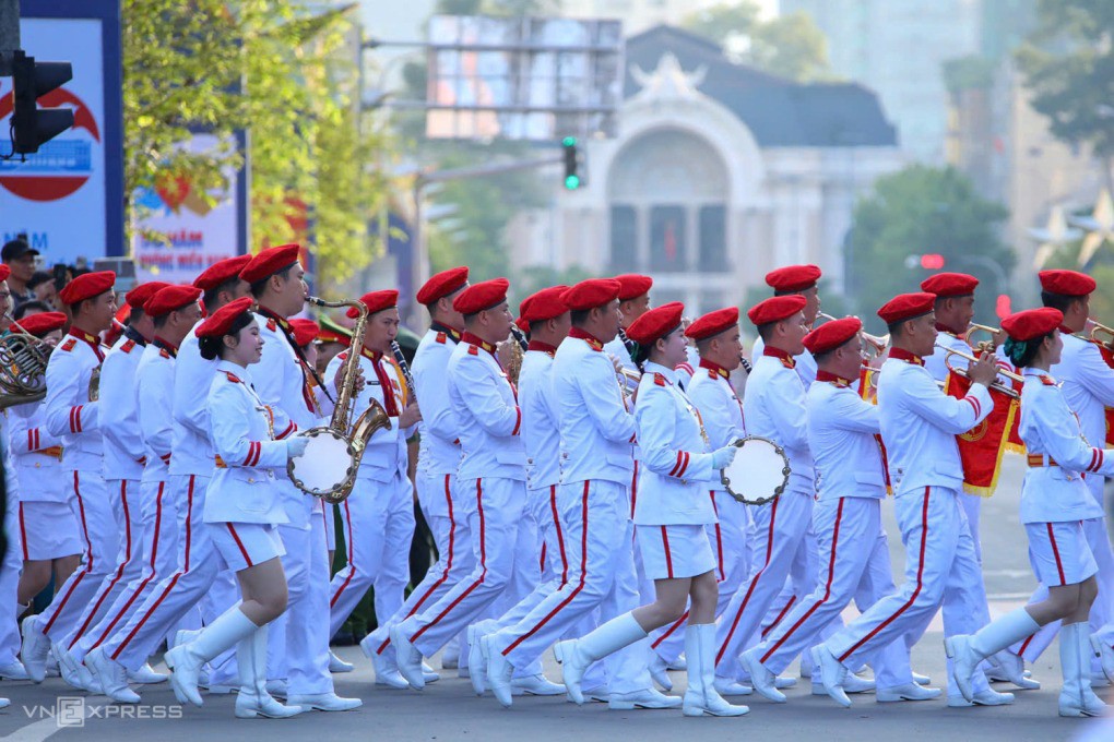 Đội quân nhạc. Ảnh: Phùng Tiên