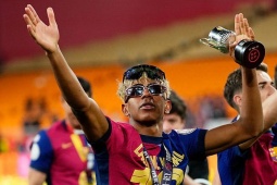 Yamal xứng danh "Messi 2.0", hóa ác mộng mới của Real Madrid