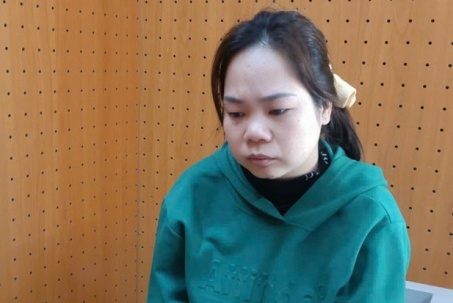 Nhiều thiếu nữ bị 