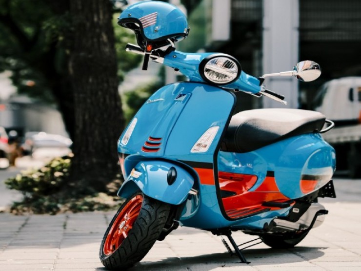 Giá xe ga Vespa Primavera cuối tháng 4/2025, giảm 5 triệu đồng