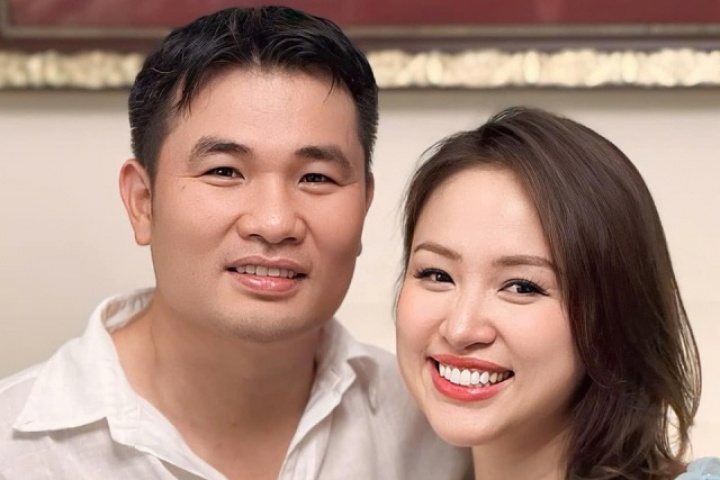 Vân Hugo kỷ niệm 5 năm kết hôn chồng doanh nhân