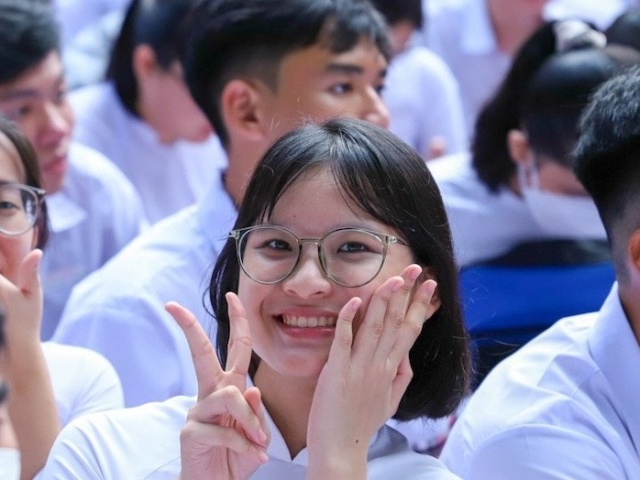 Gần 180 nghìn học sinh TPHCM sẽ phải khảo sát năng lực tiếng Anh theo chuẩn mới