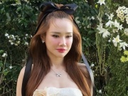 Nhã Phương được khen  ' đẹp bất chấp camera thường ' 