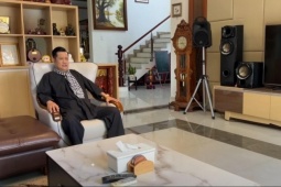 Biệt thự hoành tráng và nhà hàng mặt tiền bề thế của "Hai Lúa" Thanh Nam ở tuổi U70