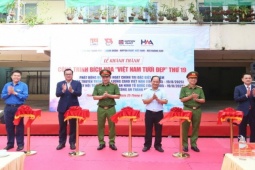 Nippon Paint và Công an TP.HCM khánh thành bích họa  Việt Nam tươi đẹp  lần thứ 19
