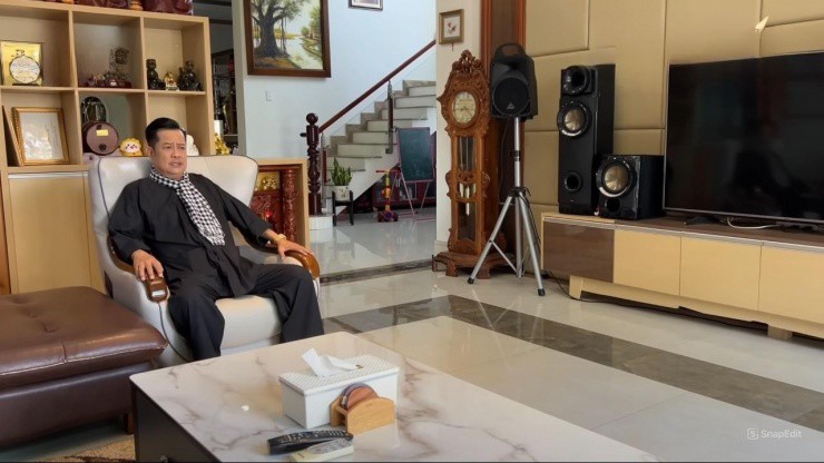 Biệt thự hoành tráng và nhà hàng mặt tiền bề thế của "Hai Lúa" Thanh Nam ở tuổi U70 - 6