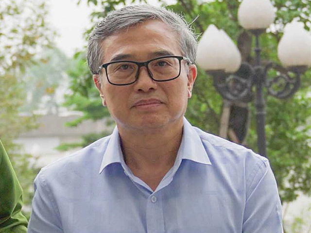Cựu thứ trưởng Công Thương Hoàng Quốc Vượng bị tuyên 6 năm tù